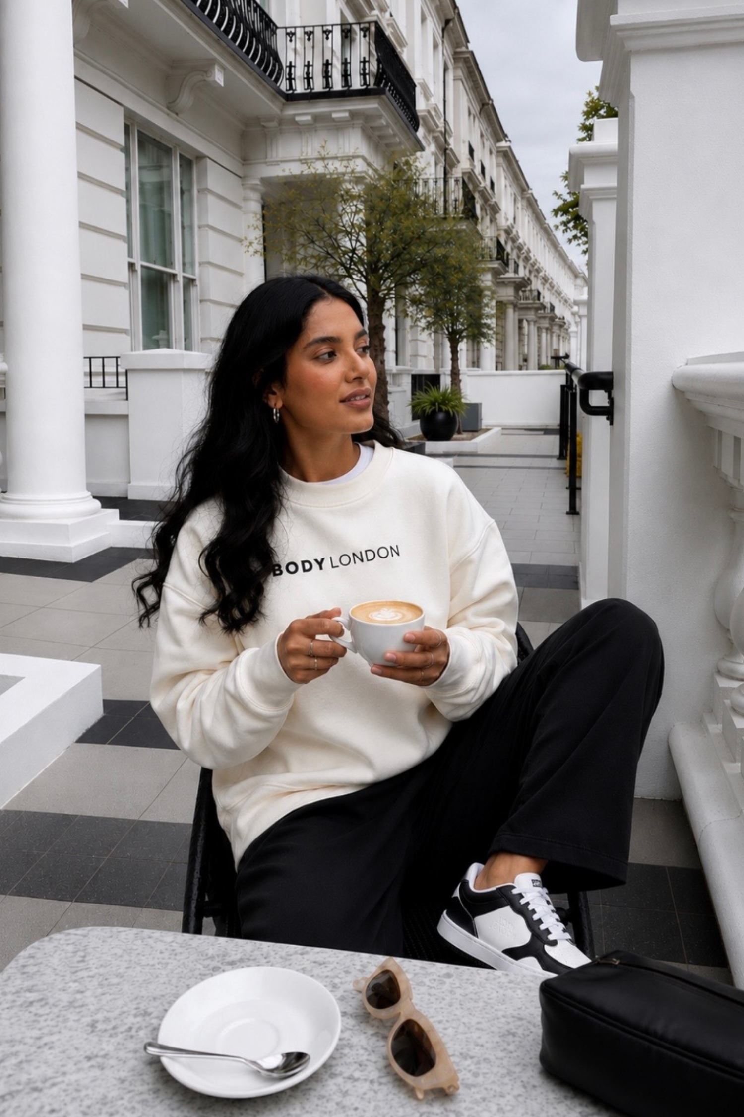 Crew Neck Sweatshirt – Cream